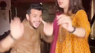 Dance To Sekhlo Pher