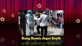 Bang Kumis Dapat Pasangan