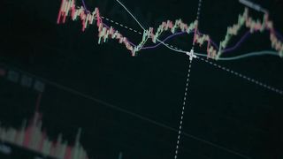 How to Track Hedge Fund Stock Activities: Best Methods Revealed