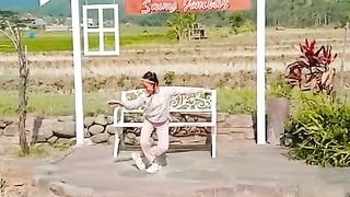 A very agile little Jaipong dancer from Sundanese