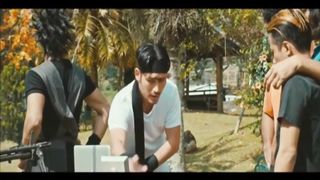Latihan menembak poco-poco