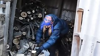 Вот так приходится работать