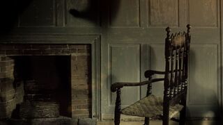 The creepy desk animated horror, El espeluznante escritorio animado de terror.
