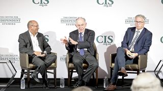 Ukraine Russia War | John Mearsheimer Discusses and Debates the War in Ukraine at CiS in Au | RCF