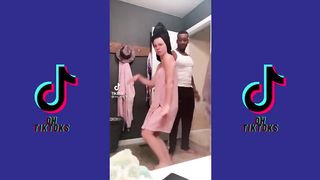 TOWEL PRANK ON BOYFRIEND - TIKTOK COMPILATION