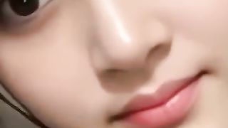 lips devia elina
