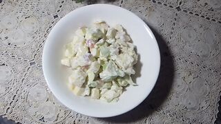Restaurant Style Apple Cabbage Salad