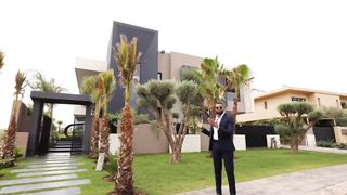 Visite dune villa moderne de 1 500 000 à Marrakech