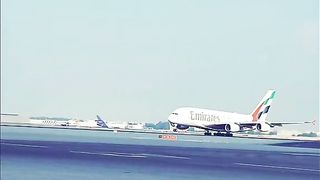 Airport port Dubai flats flying