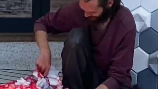 Surprising A Homeless Person On Christmas