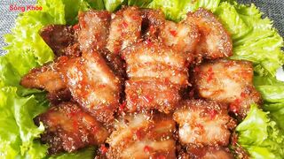 Cách làm THỊT HEO CHIÊN SẢ ỚT ngon tuyệt