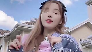 Cute dances are trending again