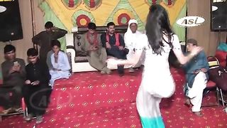 Noor Malik latest mujra way phar meri banh mahiya