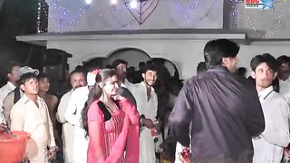 Aima Khan Latest Dance Balma