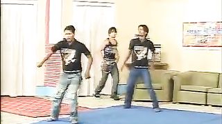 sawn day mahenay di pehli anjuman shahzadi mujra