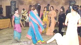 Arooj Mehfil dance Mujra Hit Dance