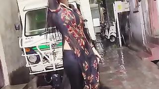 Beautiful girl song and dance romance