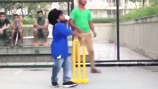 Maxwell batting against Afghanistan ????????