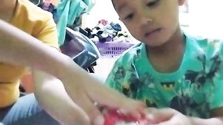 Senang Paket Datang