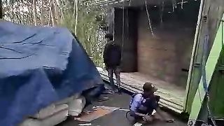 Laka tunggal truk terbalik