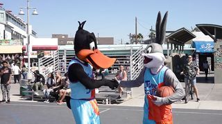 Bugs Bunny/Tune Squad 5v5 vs Hoopers [Space Jam IRL]