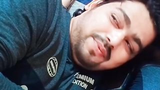 Abaiy Wo Jaag Rahi Haiy