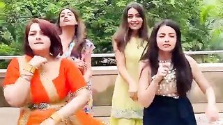 The Ishqbaaz Girls Gang Reunite Lovely Dance