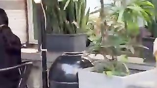 Urfi arrest in police waman real video viral in internet