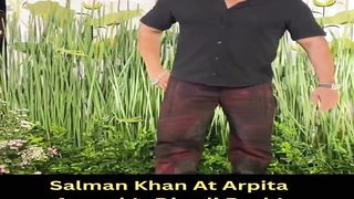 Shahrukh Khan and Salman Khan At Arpita-Aayush Diwali Bash Viral Masti Bollywood