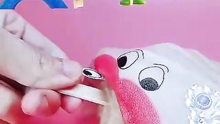 Puppet handy eating mukbang