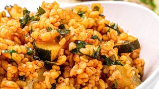 Middle Eastern Bulgur Wheat with Zucchini