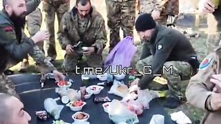 Ukraine Russia War | Heartwarming Bond Among Ukrainian Soldiers | RCF