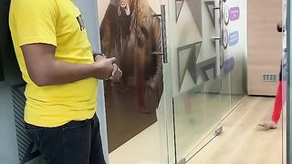 When your Manager Arrives At Office Before YOU..????????