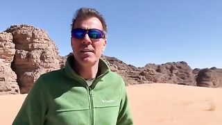 La réaction dun touriste français sur le désert algérien.