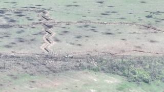 Ukraine Russia War | Archive Footage: Ukrainian Tank Destroys Disabled Russian Tank | Ma | RCF