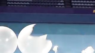 Dart Vs 10 GIANT Balloons