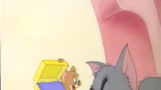 Tom and Jerry moment
