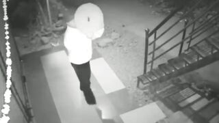 World’s Dumbest Criminals…