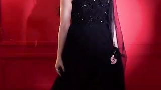 HANIA AAMIR FAN VIDEO
