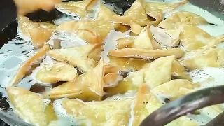 KADHI SAMOSA???? _ Indian street food #shorts