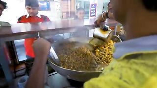 Best Breakfast in Delhi!,India! Amazing indian street food tour in Old and New Delhi