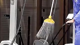 Pro_Powerlifter_pretends_to_be_a_Cleaner_and_Pranks_confused_Son_with_Father__Via_YT__ANATOLY_(360p).