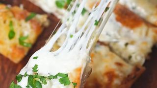 Cheese Garlic Bread with Honey Toast, Cheesy garlic bread2