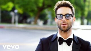 Maroon 5 - Sugar (Official Music Video)