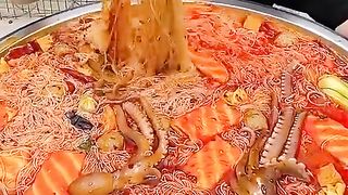 eat large bowl cinese women