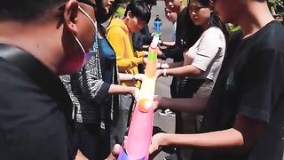 How to train solidarity Relay games