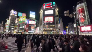 Night view at Shibuya crossroad