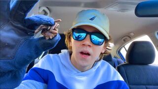 I TRIED EATING A ZEBRA TARANTULA!