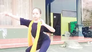 Jaipong dance practice in the yard while sleeping
