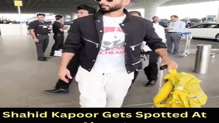 Shahid Kapoor Gets Spotted At Airport #shahidkapoor #short #shorts #trending #viral #bollywood #viralshorts